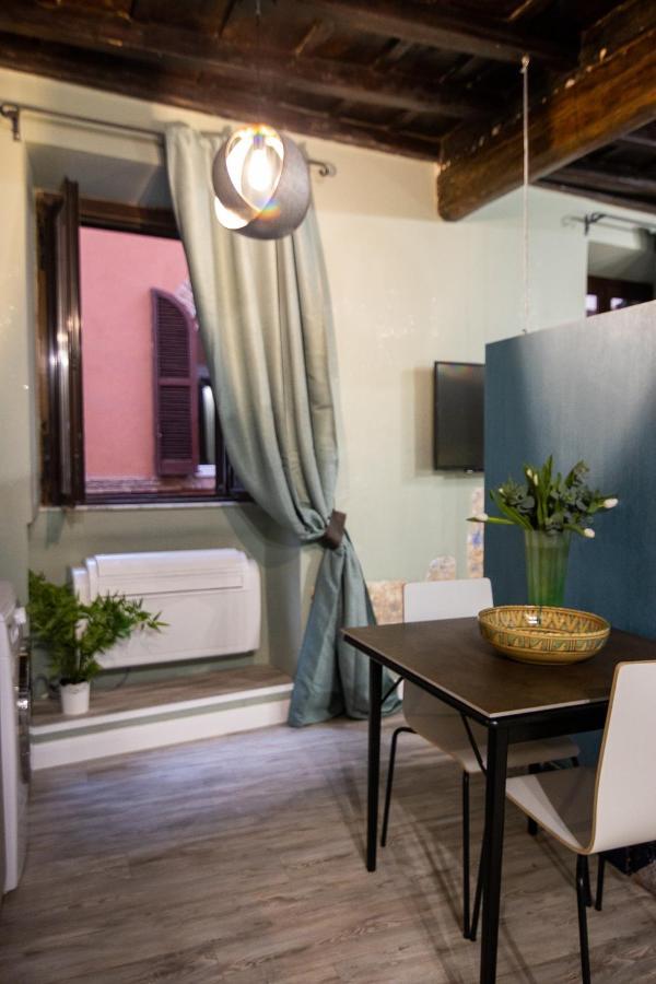 Romeathome Deluxe Suite Campo Dei Fiori Екстер'єр фото